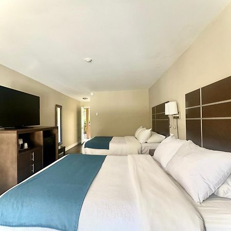 Big Tub Resort & Marina Tobermory Εξωτερικό φωτογραφία